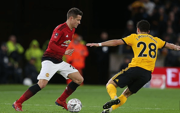 中场调度与 中场调度与